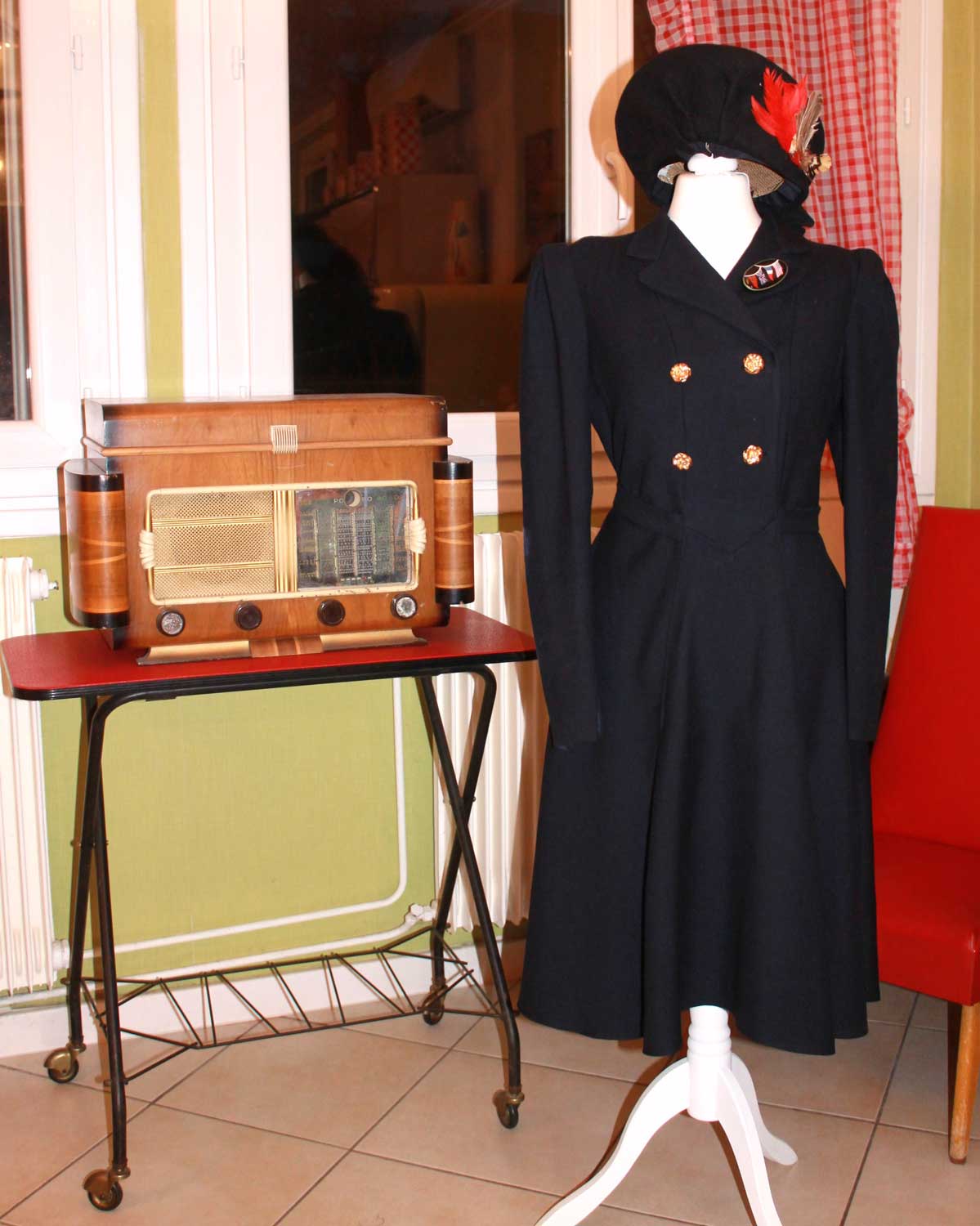 Location De Costumes Ann es 1940 N h sitez Pas Demander Ici Une Location De Costumes Ann es 1940 N h sitez Pas Demander Ici Une